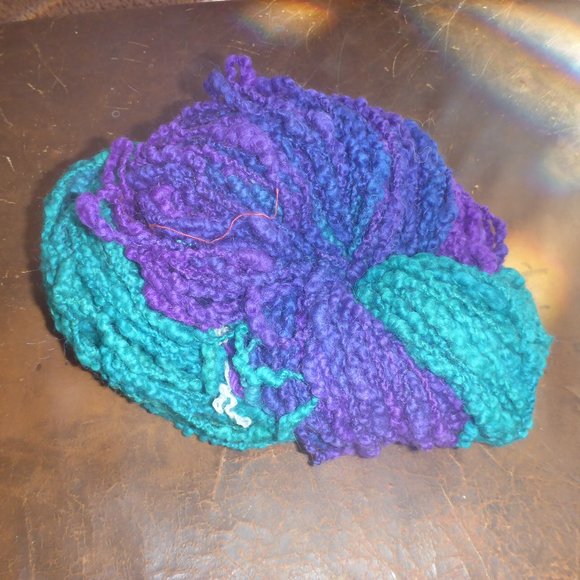 1 Large Hank Mohair / Wool Blend Yarn - Color Aqua Green & Purple - Picture 1 of 1